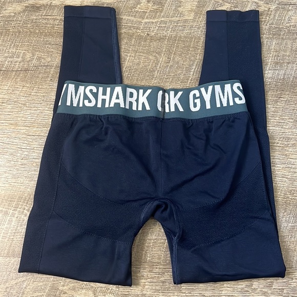 Gym Shark Navy Blue Leggings Size Small - Picture 3 of 4